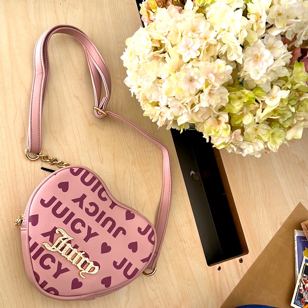 Heart Juicy Couture purse